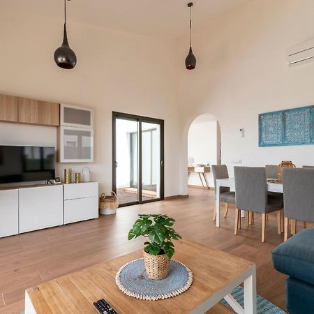 Villa Pueblo Majorero piscina privada climatizada y barbacoa Caleta de Fuste Exterior foto