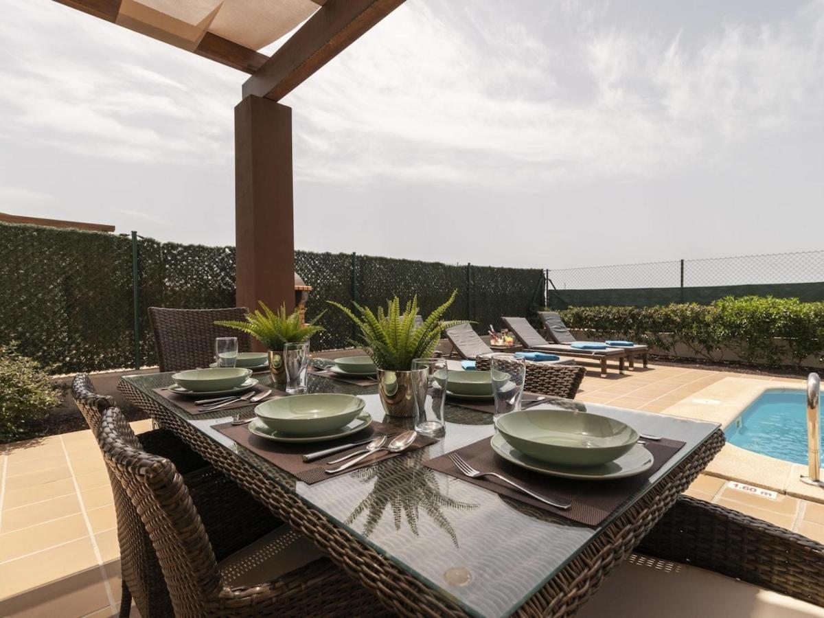 Villa Pueblo Majorero piscina privada climatizada y barbacoa Caleta de Fuste Exterior foto