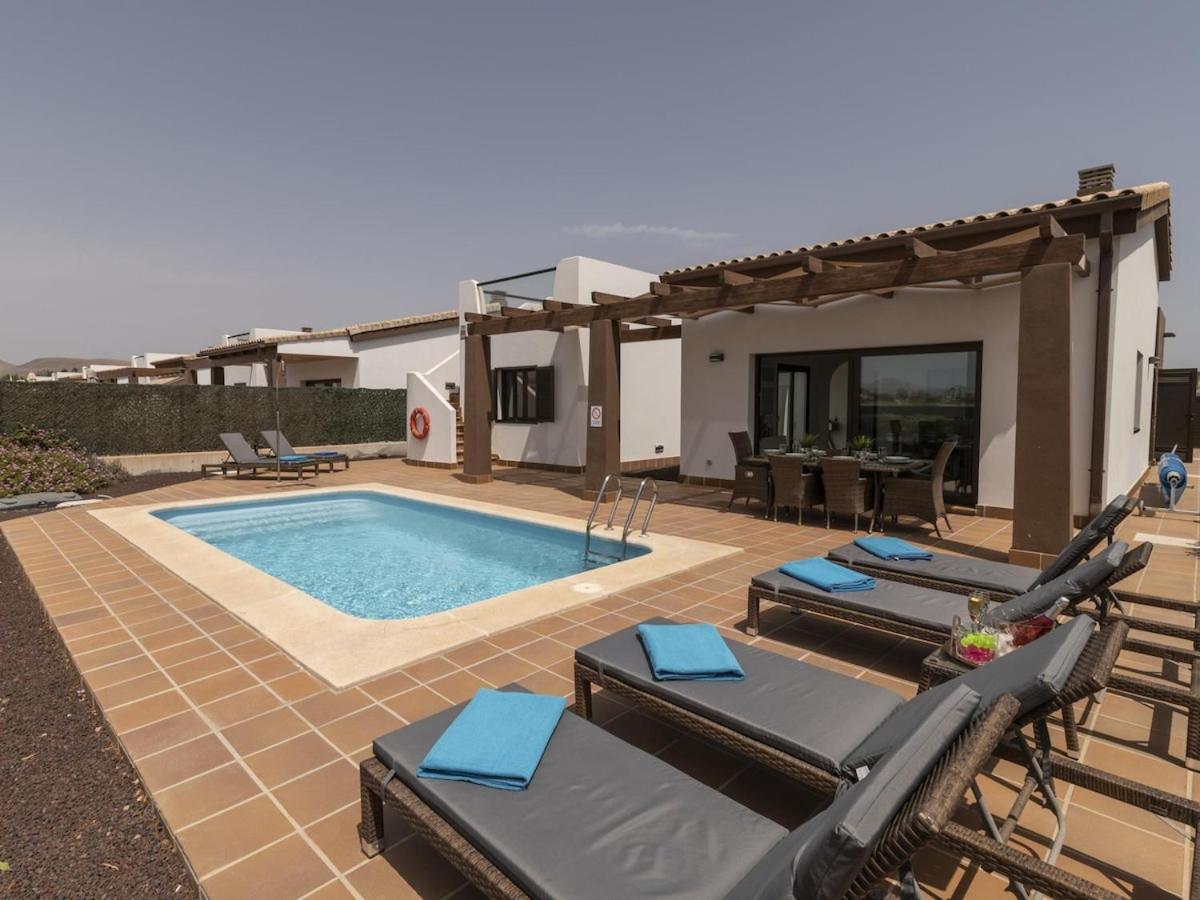 Villa Pueblo Majorero piscina privada climatizada y barbacoa Caleta de Fuste Exterior foto