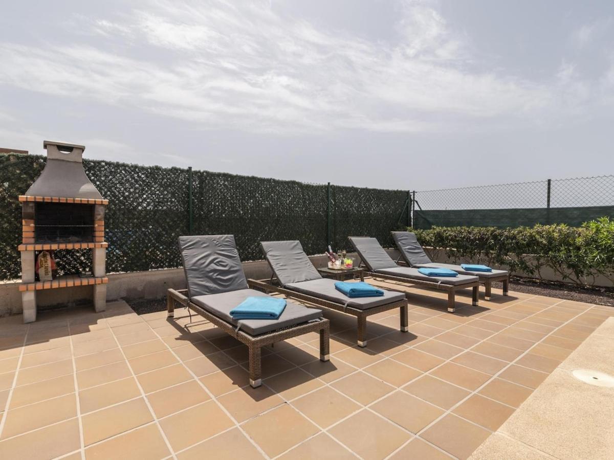 Villa Pueblo Majorero piscina privada climatizada y barbacoa Caleta de Fuste Exterior foto
